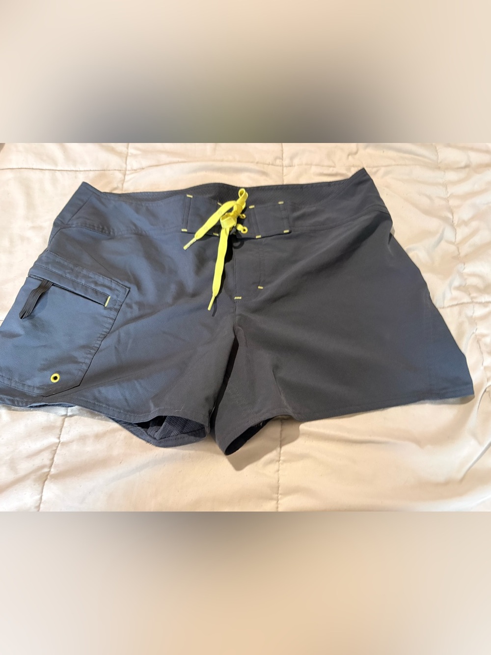 Athleta Clearwater board shorts size 14 neon drawstring side pocket snap front